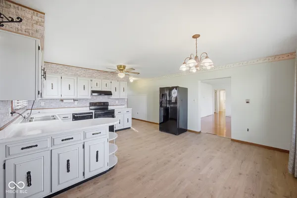 $236,000 | 6519 West Us Highway, Holton, IN 47023