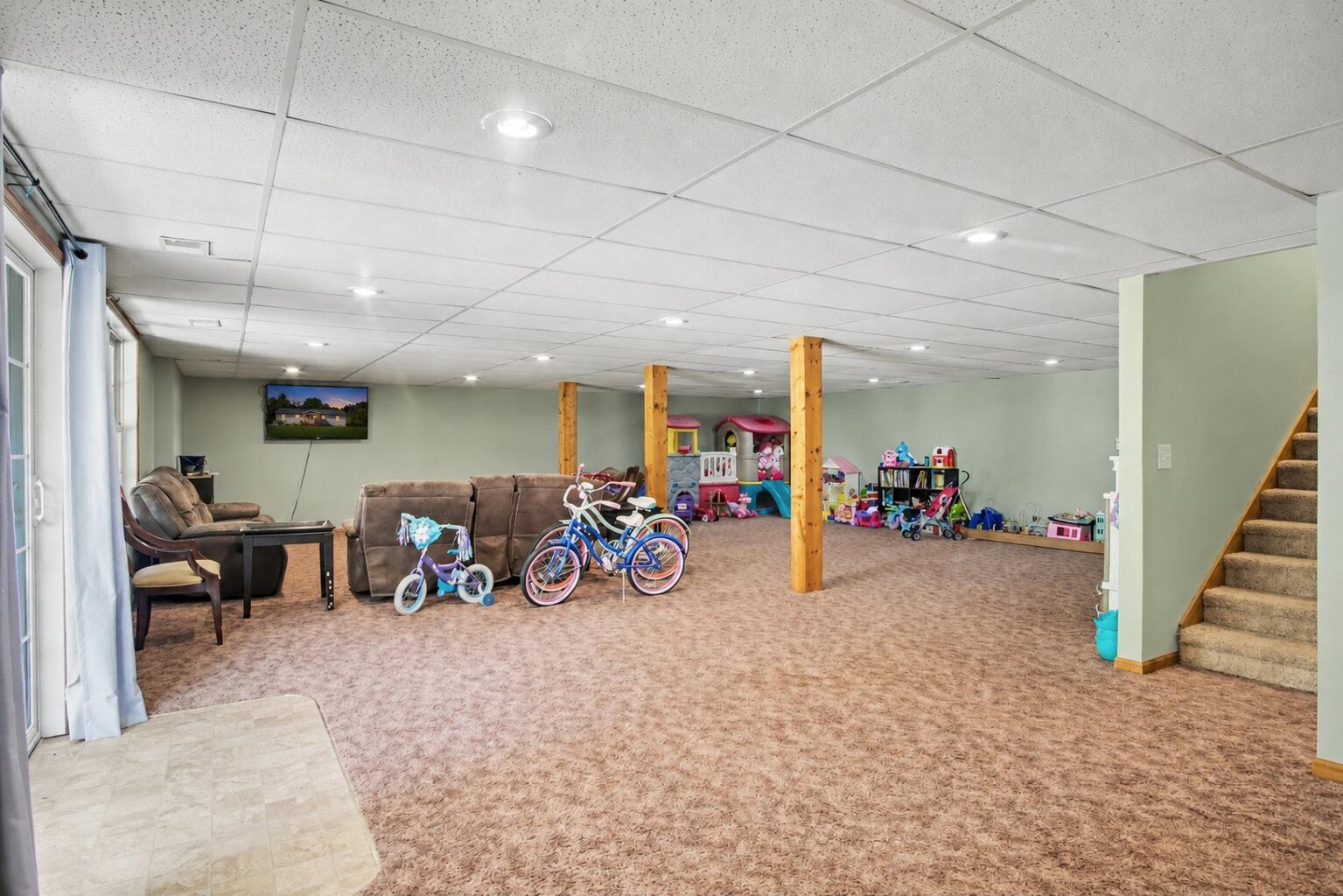 11159 Gravel Ridge Road Lakeview, MI 48850 - Photo 24 of 37 1000079081