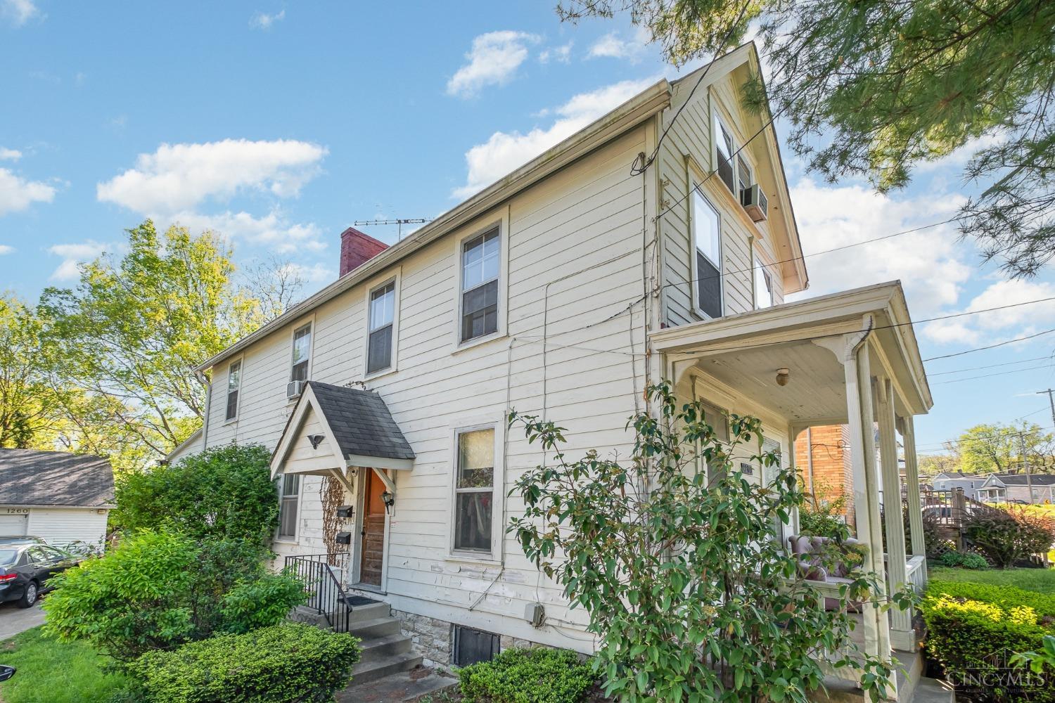 1260 Section Road Cincinnati, OH 45237 - Photo 2 of 15