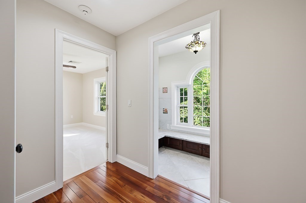 98 R Walnut Street Shrewsbury, MA 01545 - Photo 33 of 42