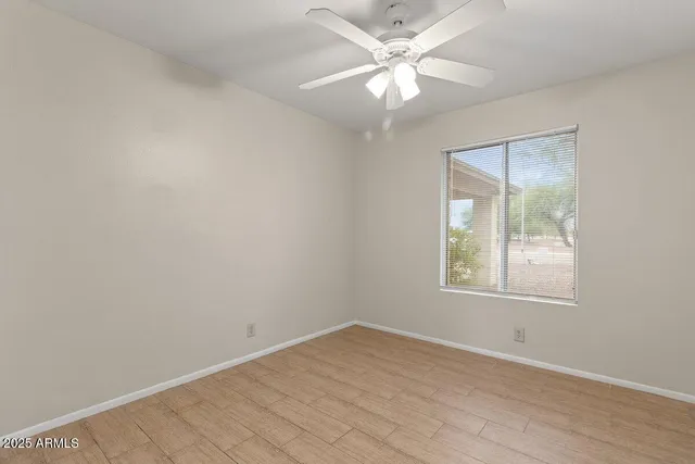 $2,050 | 7120 West Sunnyslope Lane, Peoria, AZ 85345