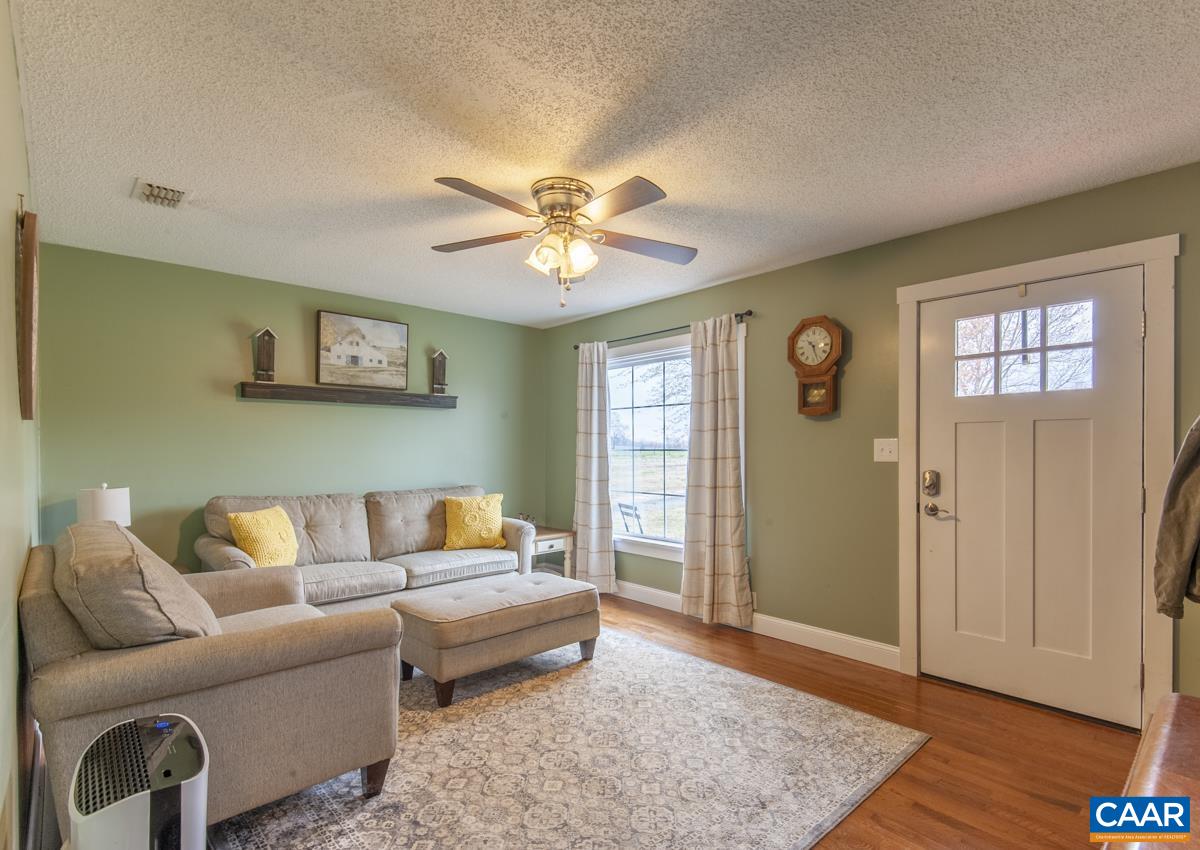 1184 Shores Road Palmyra, VA 22963 - Photo 8 of 34 Gallery Image 8