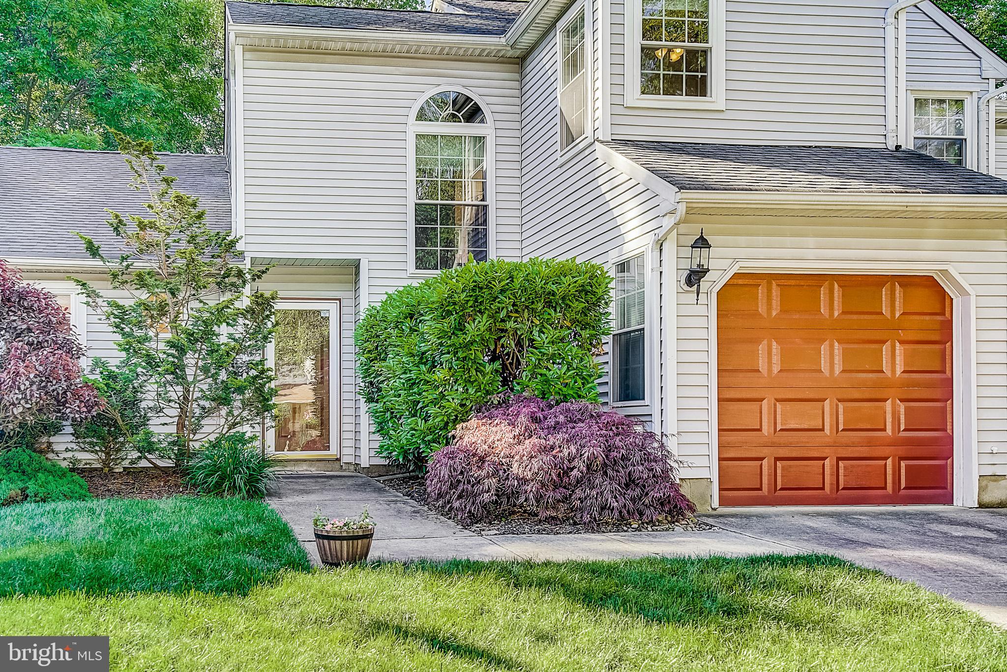 11 Spruce Road East Windsor, NJ 08520 - Photo 1 of 36