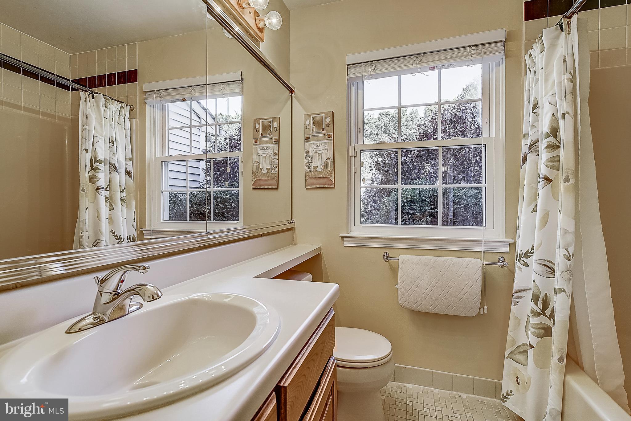 11 Spruce Road East Windsor, NJ 08520 - Photo 21 of 36