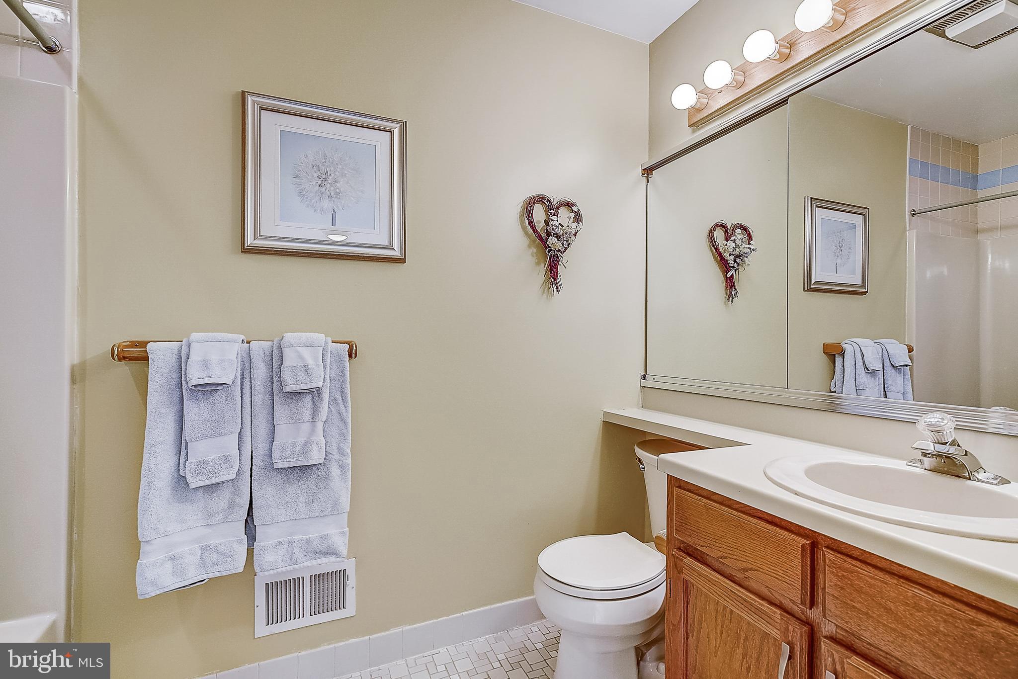 11 Spruce Road East Windsor, NJ 08520 - Photo 28 of 36