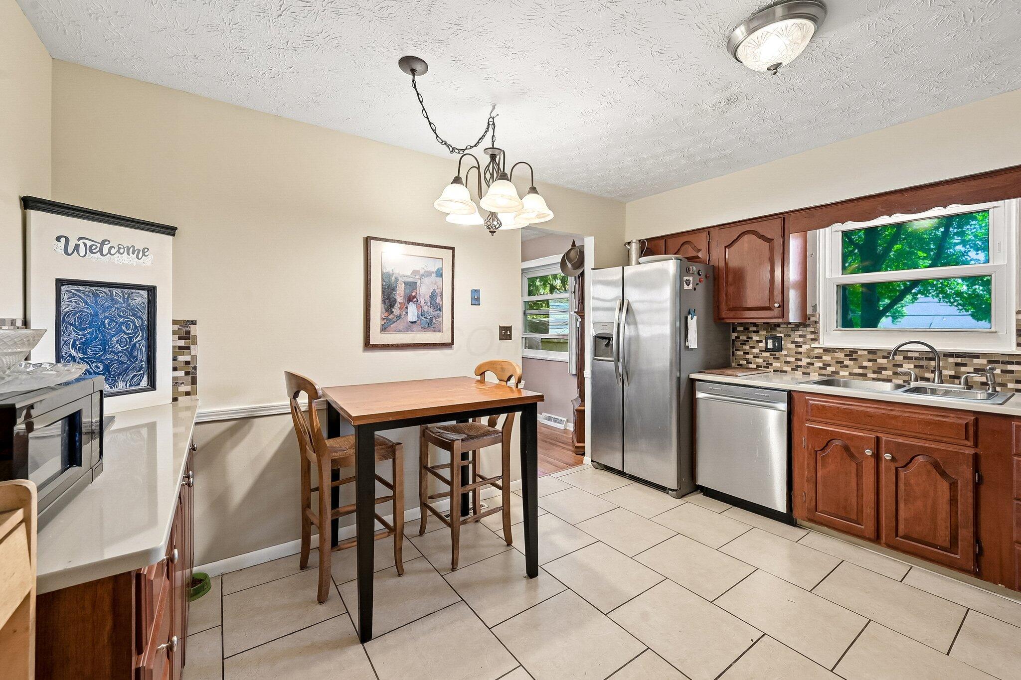 188 Storington Road Westerville, OH 43081 - Photo 16 of 49