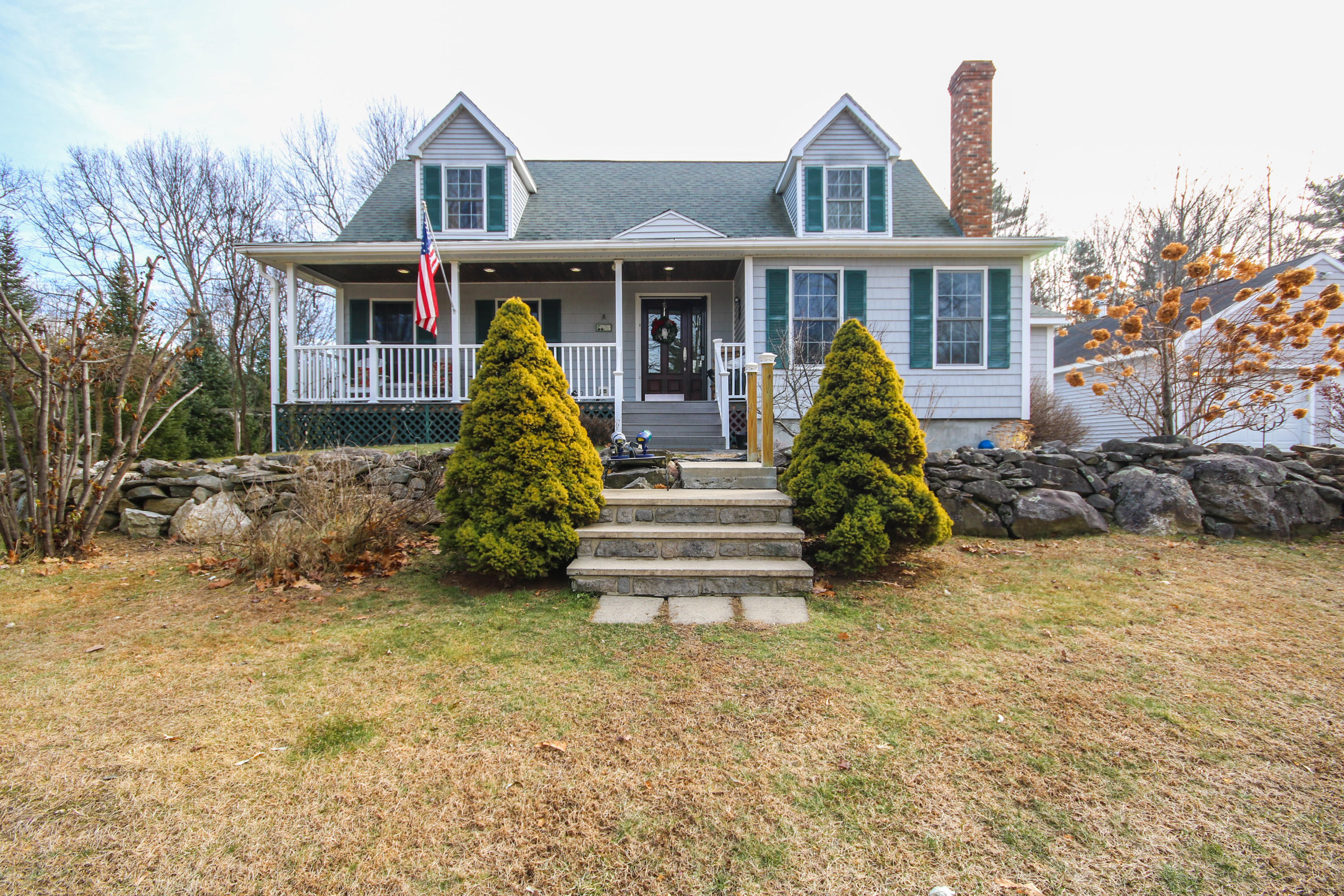 75 Green Ridge Drive Buxton, ME 04093 - Photo 3 of 49 75 Green Ridge Dr Buxton - 2Frnt
