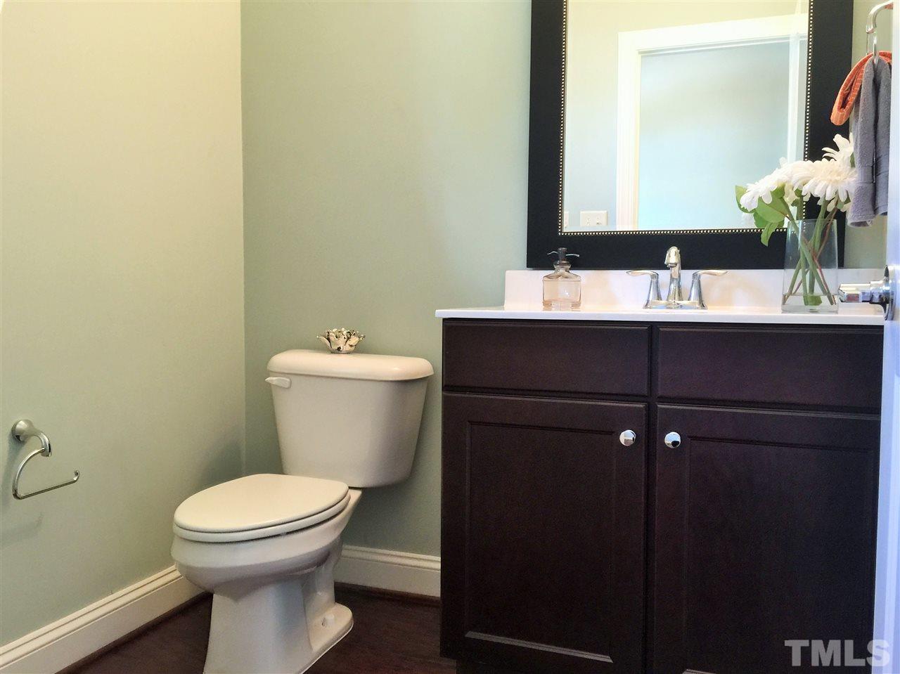 2105 Scarlet Maple Drive Raleigh, NC 27606 - Photo 10 of 25 Gallery Image 10