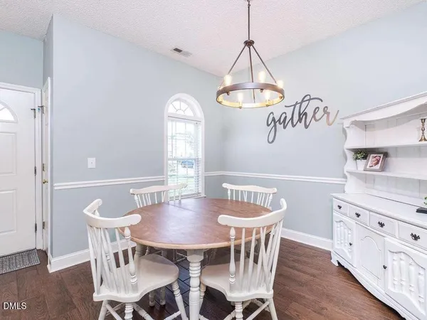 $1,850 | 310 Glaston Court, Apex, NC 27502