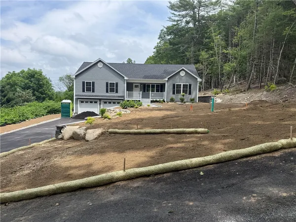 $799,900 | 50 Hope Furnace Road, Coventry, RI 02816