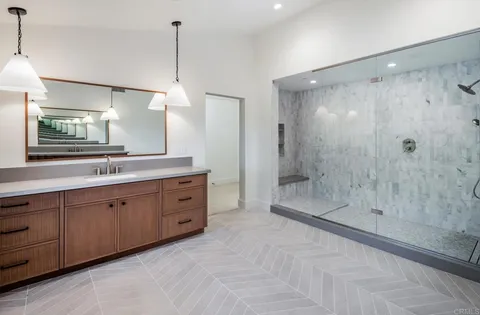 $4,800,000 | 832 Conestoga Court, Encinitas, CA 92024