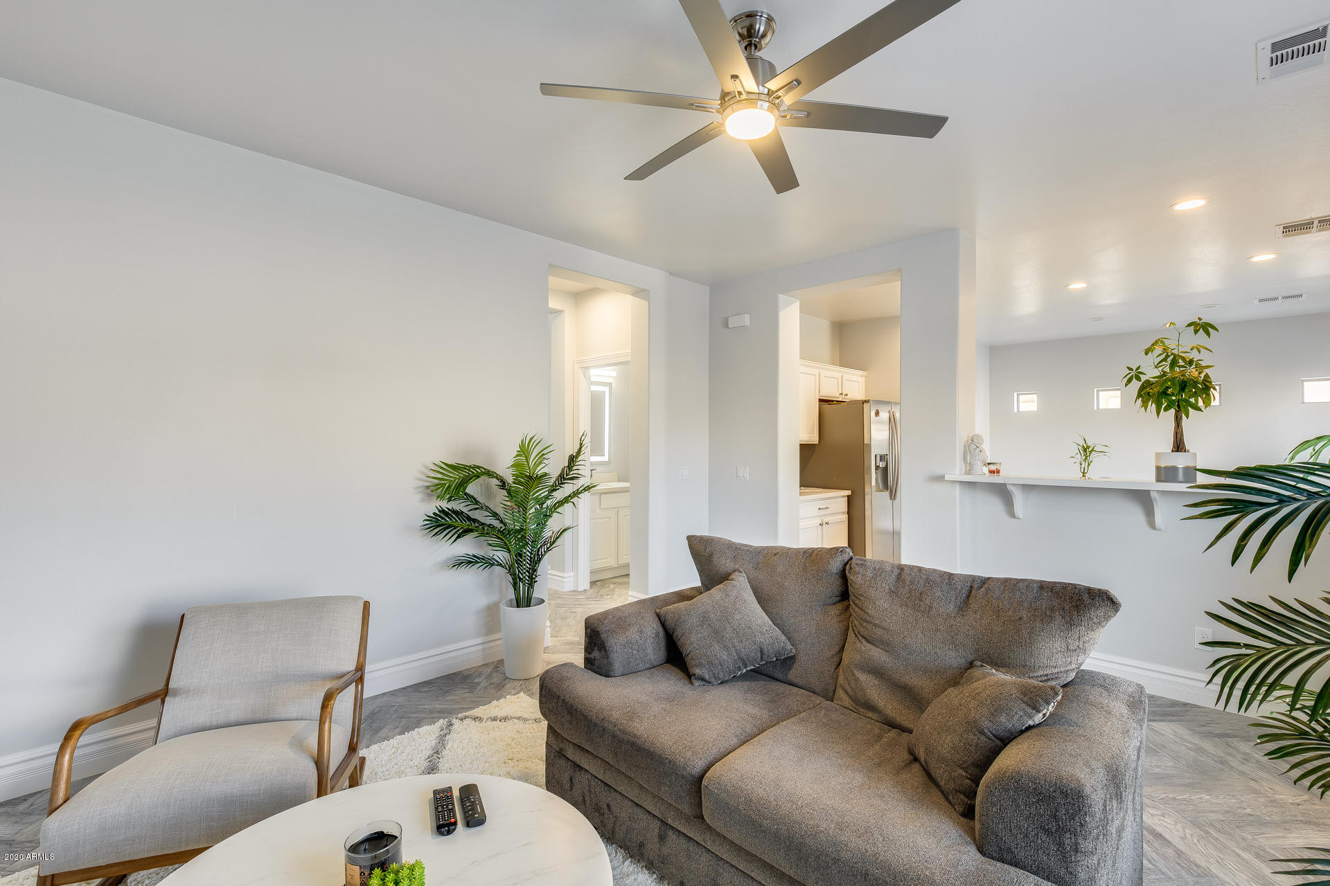 10004 West Bloch Road Tolleson, AZ 85353 - Photo 10 of 29 Gallery Image 10