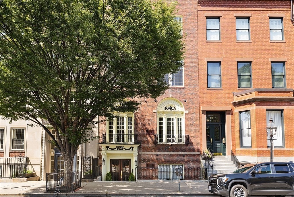 80 Beacon Street, Unit 9 Boston, MA 02108 - Photo 6 of 7