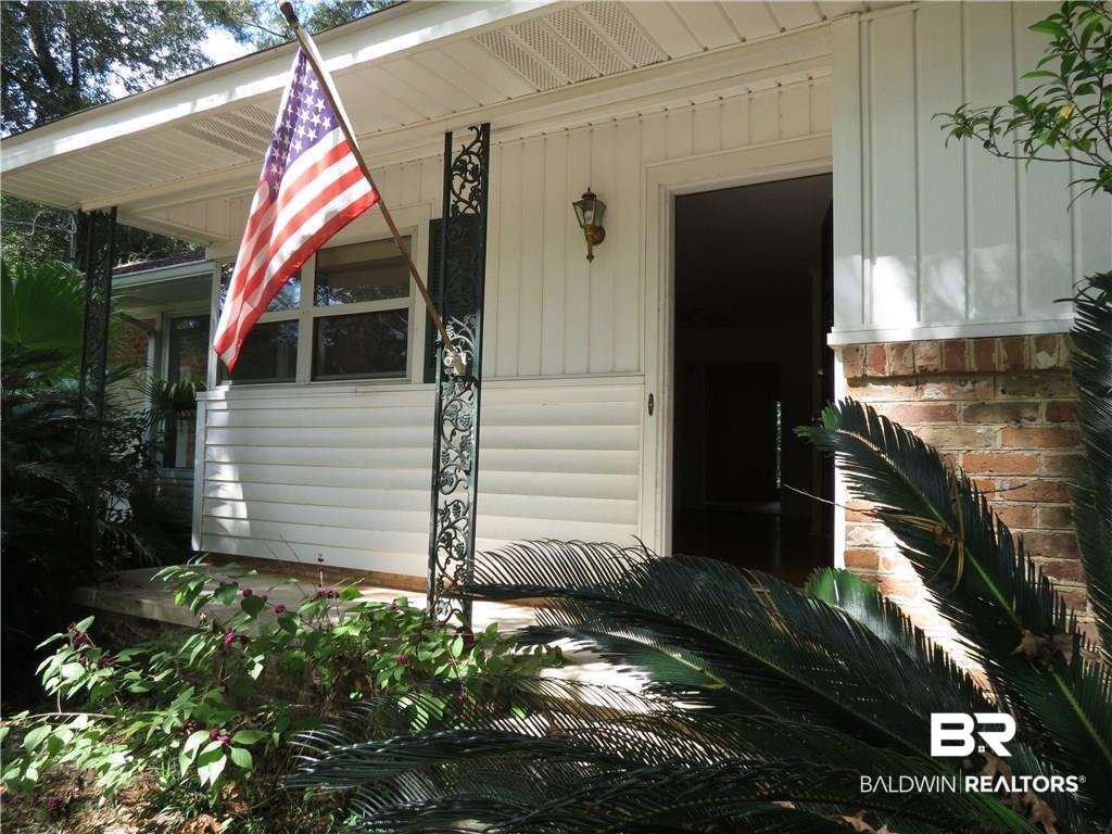 4208 Springview Drive Mobile, AL 36609 - Photo 2 of 15
