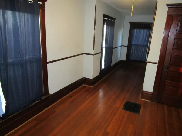 $209,900 | 300 North Wolf Street, Odell, IL 60460