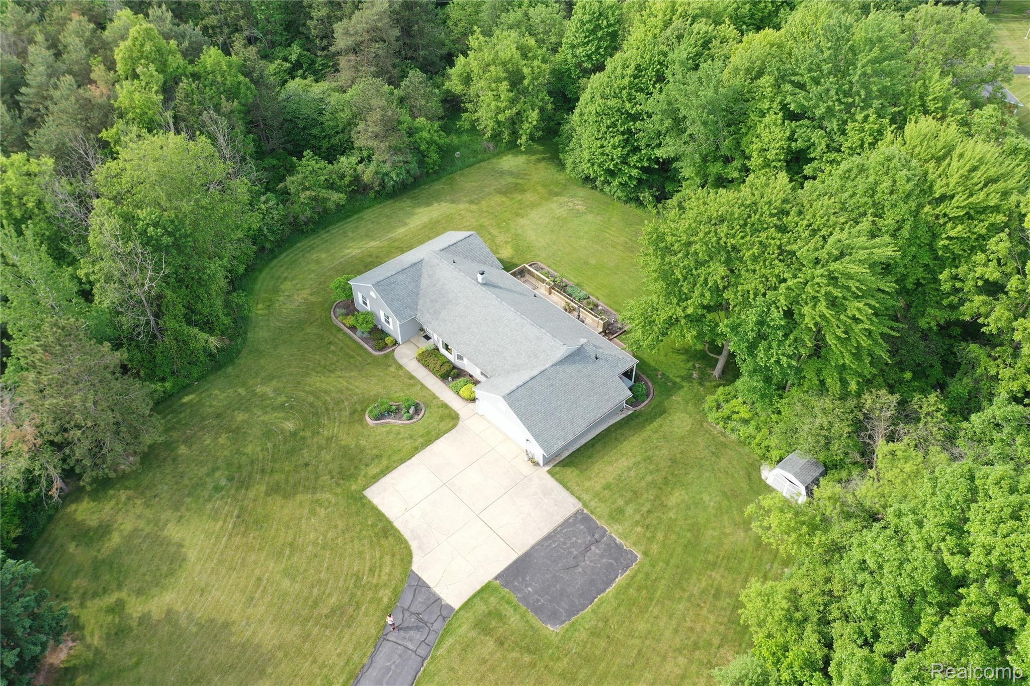 3147 East Highland Road Howell, MI 48855 - Photo 54 of 60 3147 drone3.JPG