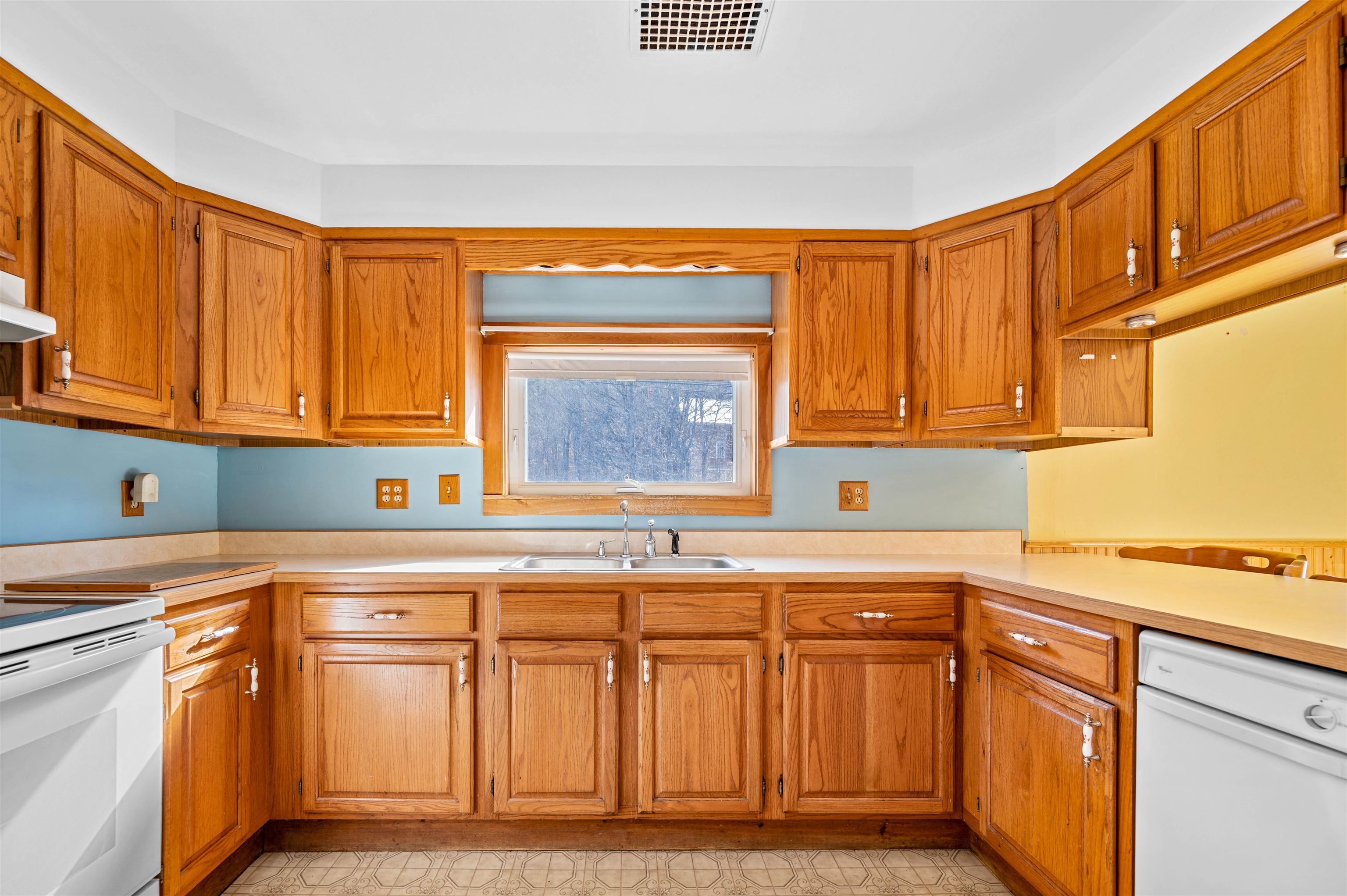 4655 Highway 14 Calais, VT 05650 - Photo 12 of 59