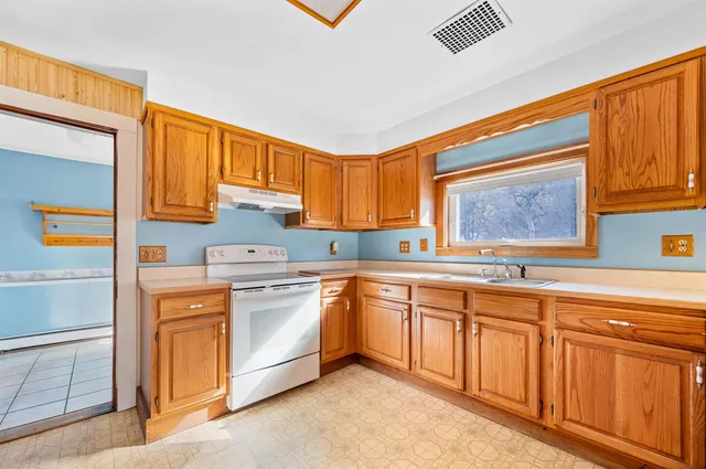 $345,000 | 4655 Highway 14, Calais, VT 05650