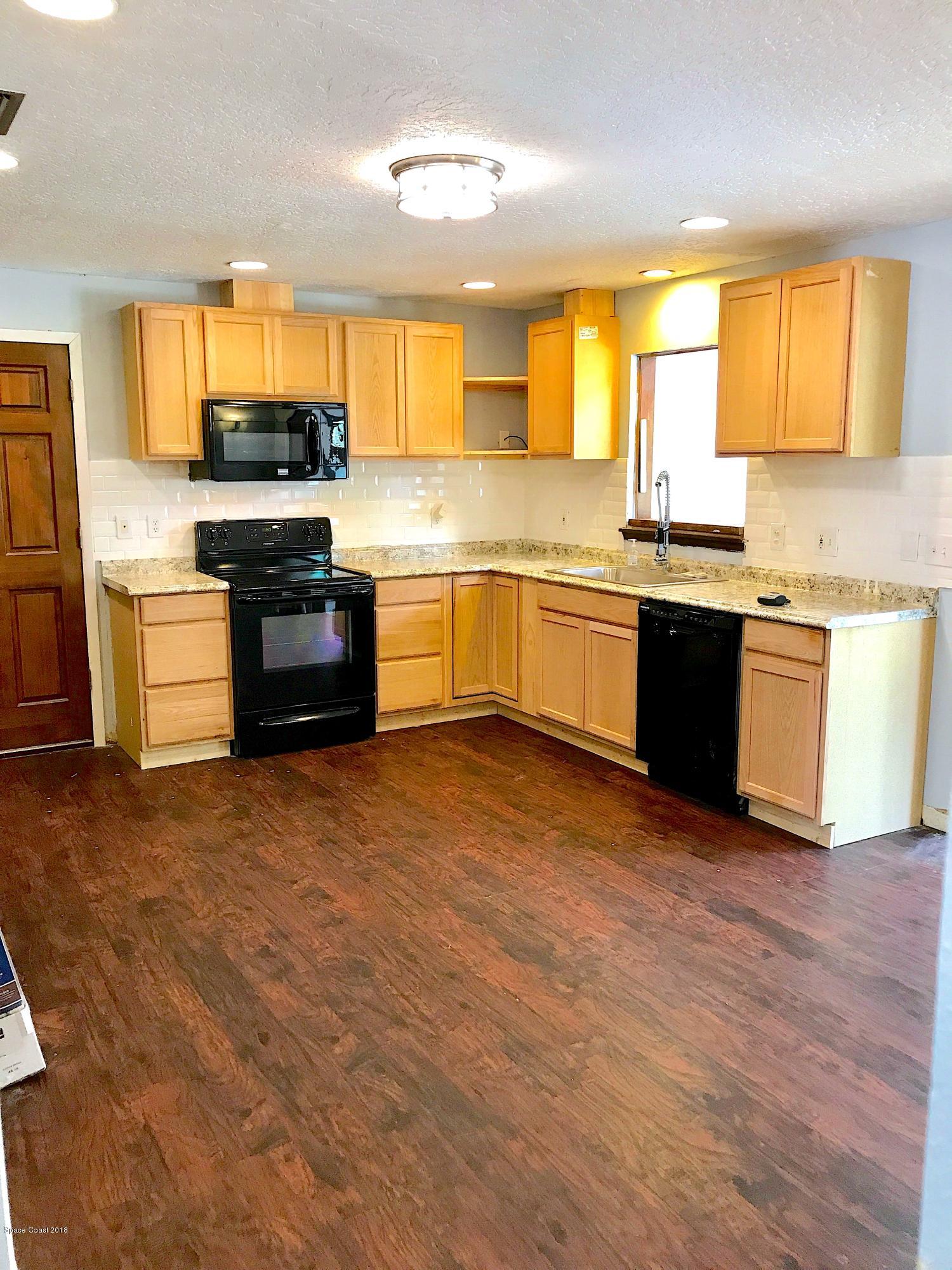 2235 Macedo Road Northeast Palm Bay, FL 32907 - Photo 8 of 17 7