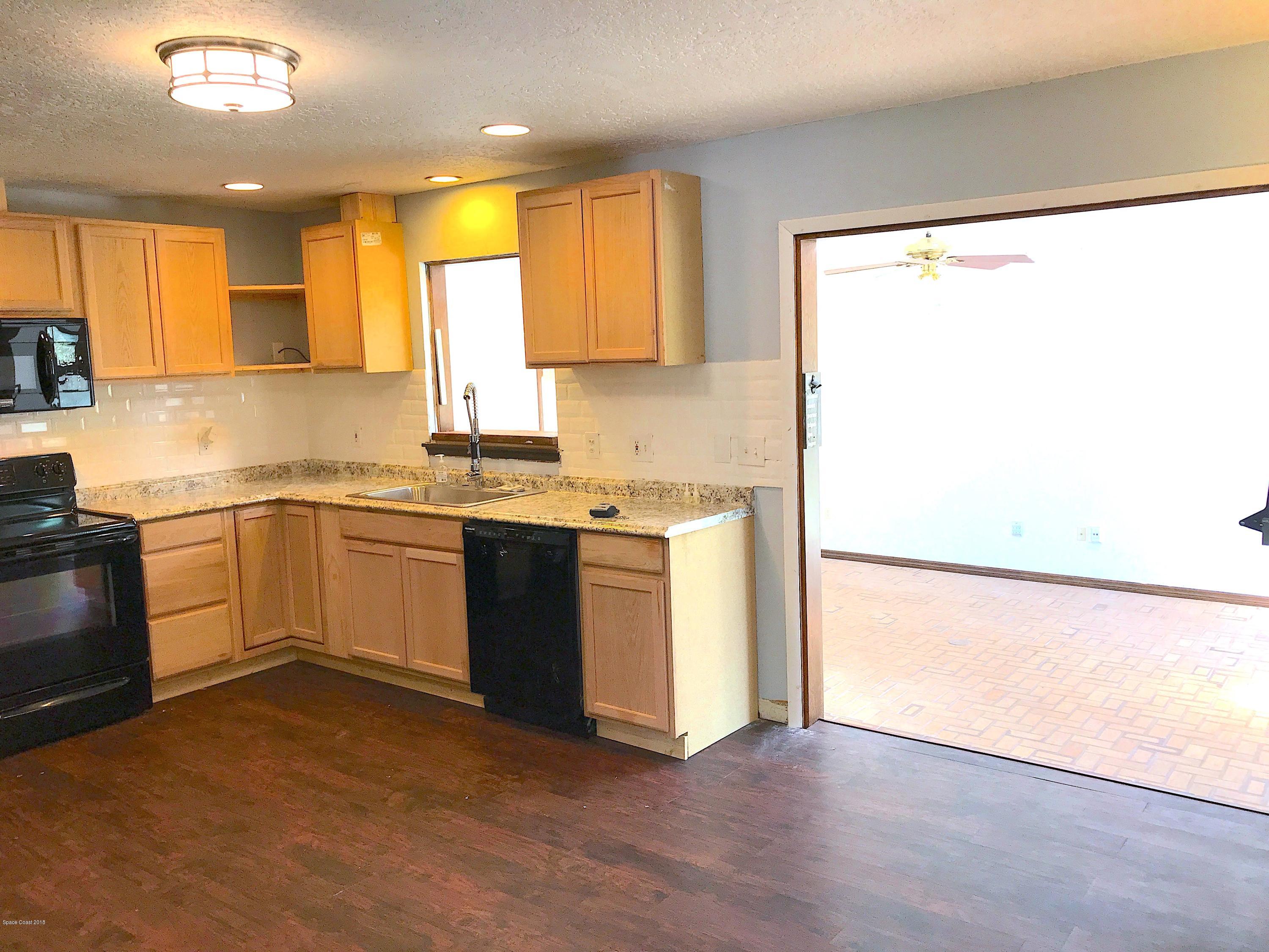 2235 Macedo Road Northeast Palm Bay, FL 32907 - Photo 9 of 17 8