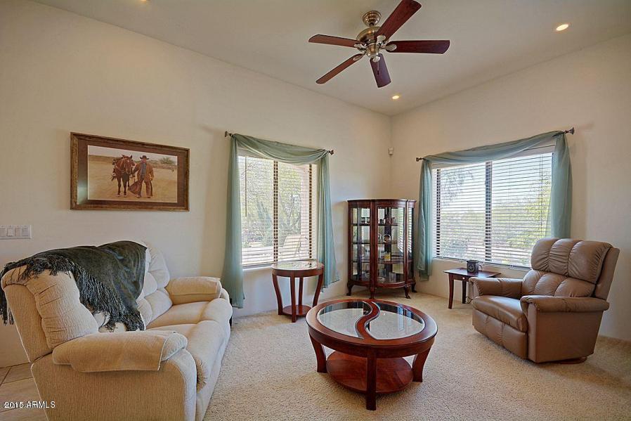 323 West Irvine Road Phoenix, AZ 85086 - Photo 8 of 35 8