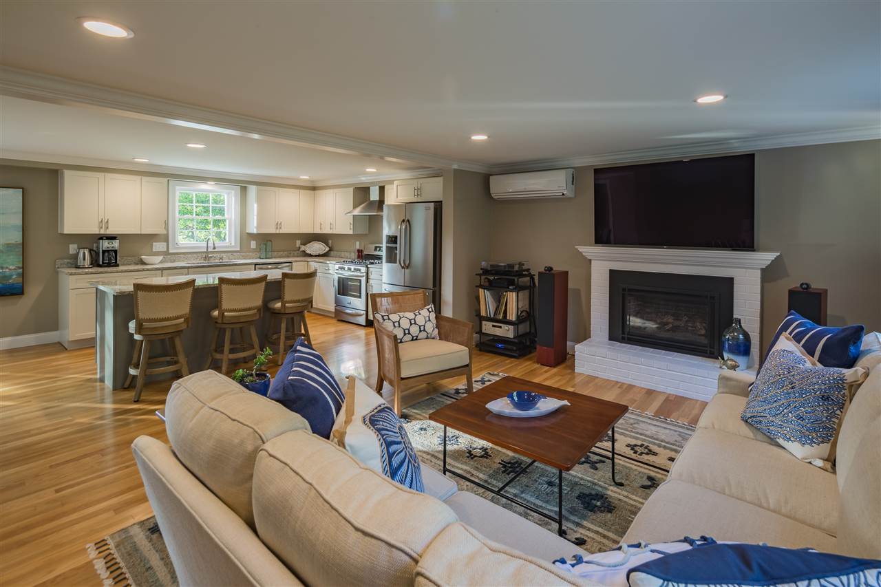 164 Mill Road North Hampton, NH 03862 - Photo 3 of 27