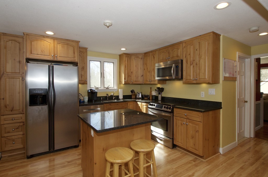 104 Upland Road Plympton, MA 02367 - Photo 3 of 29 Gallery Image 3