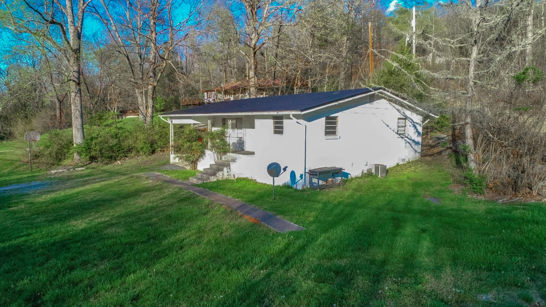 7534 Armory Road Newport, TN 37821 - Photo 6 of 26 4