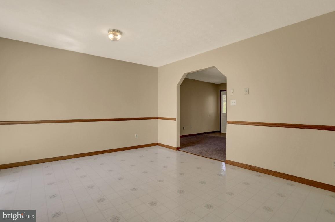 864 Aubel Road Delta, PA 17314 - Photo 16 of 35 Gallery Image 16