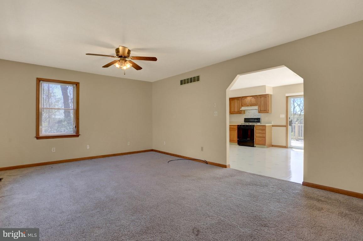 864 Aubel Road Delta, PA 17314 - Photo 9 of 35 View from L.R into kitchen
