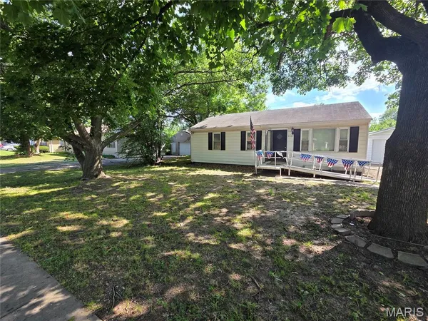 $84,000 | 2002 Jerome Lane, Cahokia, IL 62206