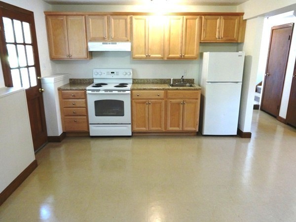 10 Jennifer Road Wakefield, MA 01880 - Photo 14 of 20 Gallery Image 14