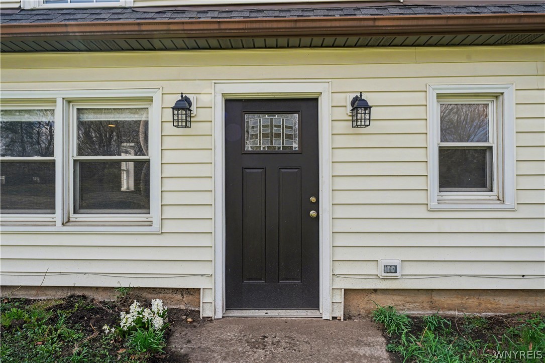 5258 Chestnut Ridge Road Orchard Park, NY 14127 - Photo 4 of 37