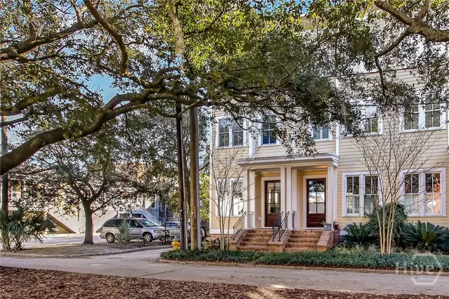 $4,000 | 712 Tattnall Street, Savannah, GA 31401