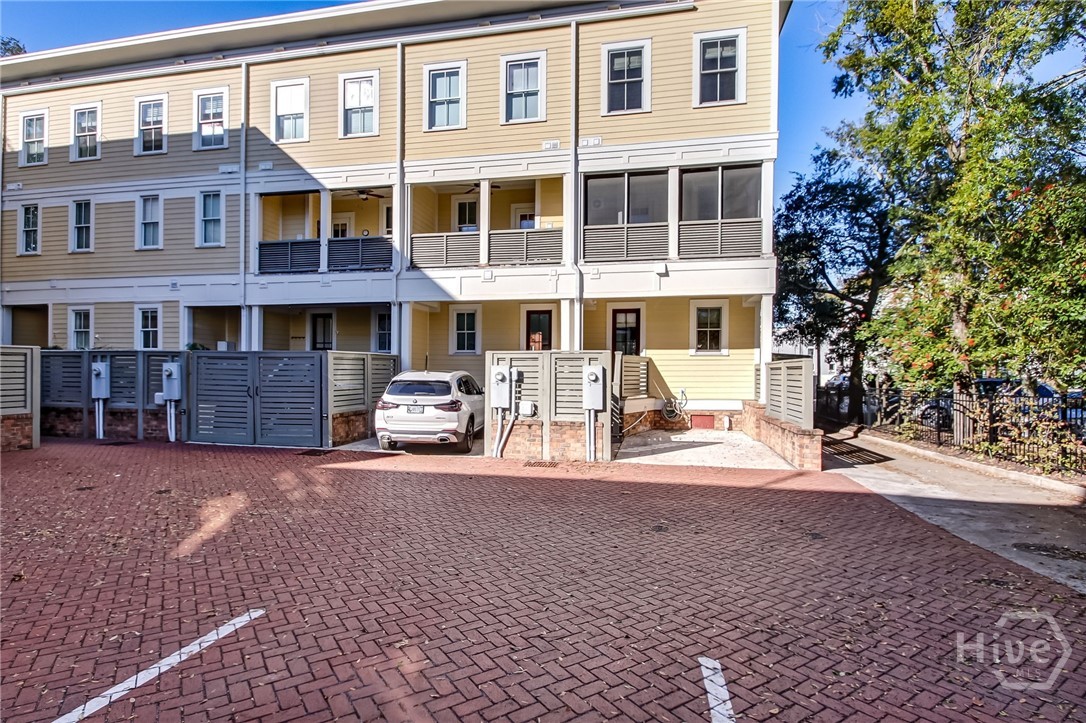 712 Tattnall Street Savannah, GA 31401 - Photo 32 of 39