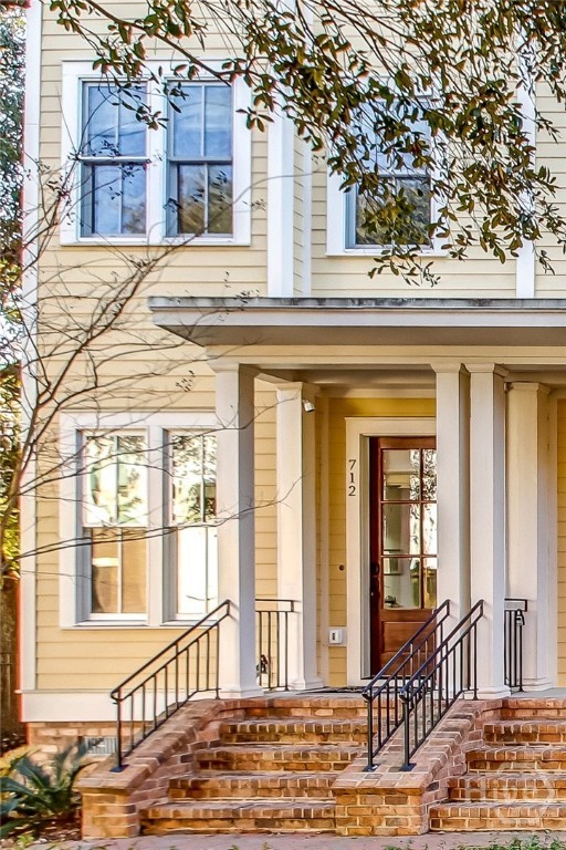 712 Tattnall Street Savannah, GA 31401 - Photo 33 of 39