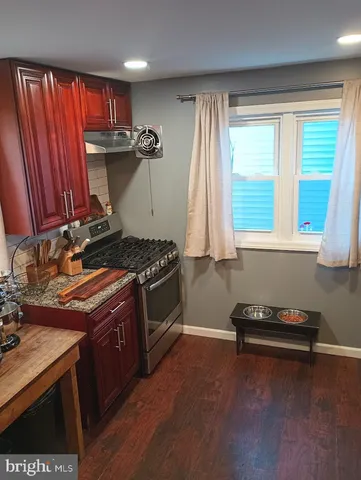 $315,000 | 219 Front Street, Fieldsboro, NJ 08505