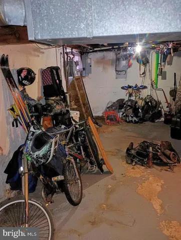 $315,000 | 219 Front Street, Fieldsboro, NJ 08505