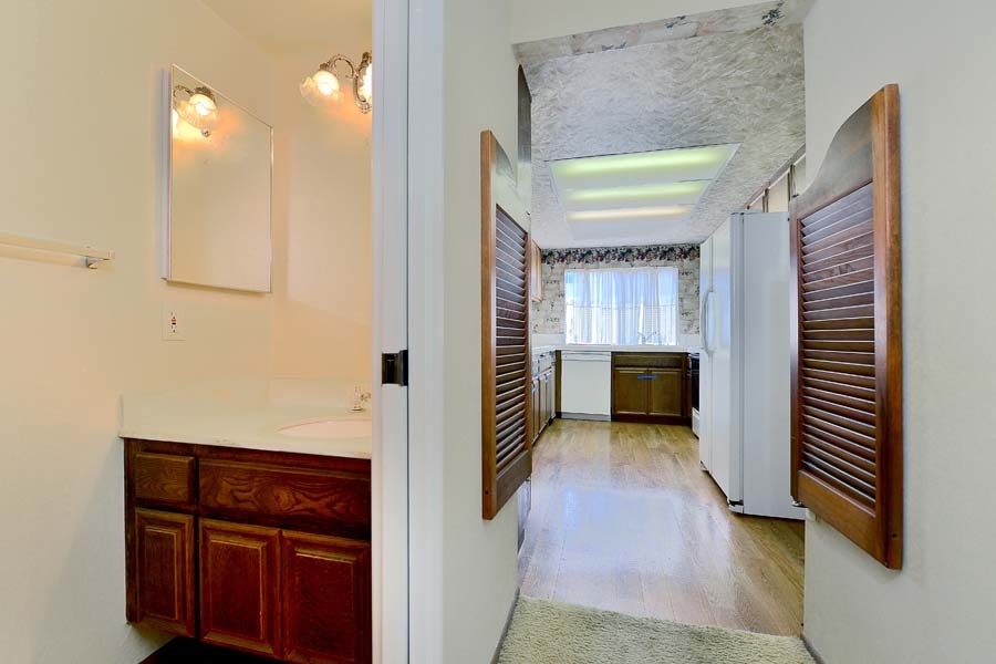 10020 Fieldcrest Street Spring Valley, CA 91977 - Photo 13 of 25 Gallery Image 13