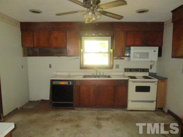 1420 Moring Street Raleigh, NC 27603 - Photo 3 of 10