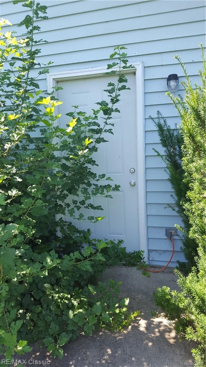 8154 East Richfield Road Davison, MI 48423 - Photo 21 of 28 20180822_134159.jpg