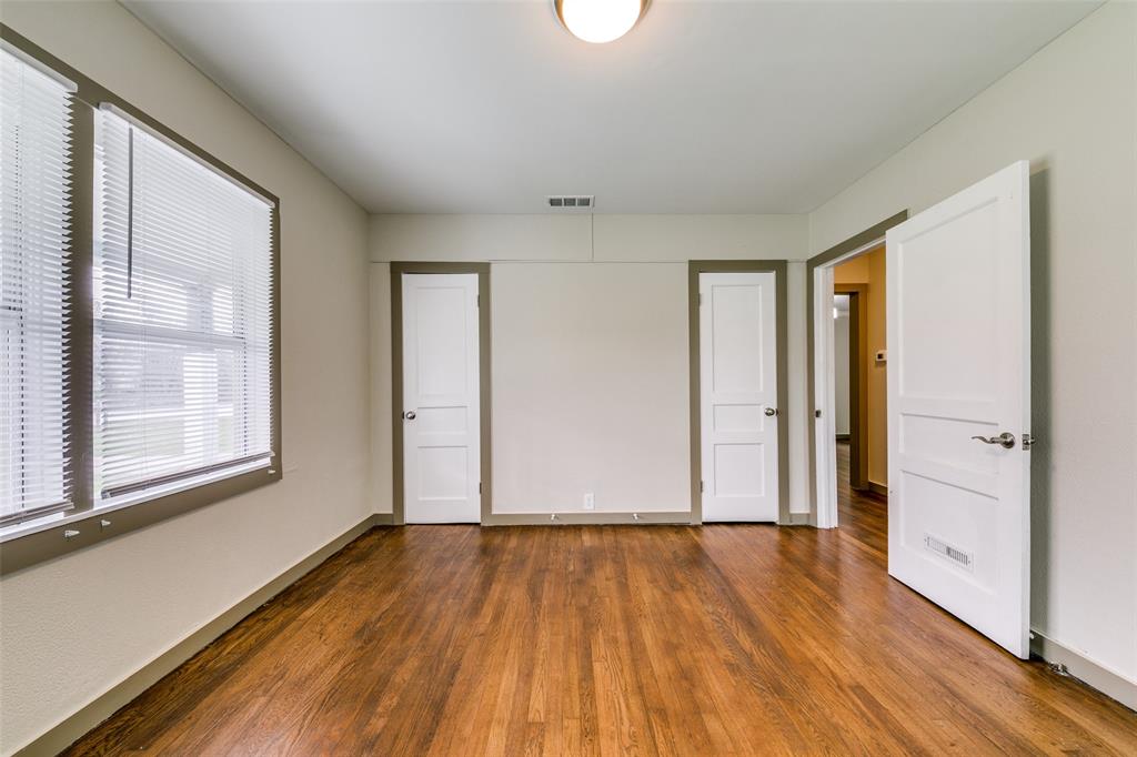 5610 Lyons Road Garland, TX 75043 - Photo 5 of 16
