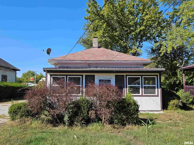 $29,900 | 505 North James Street, Centralia, IL 62801