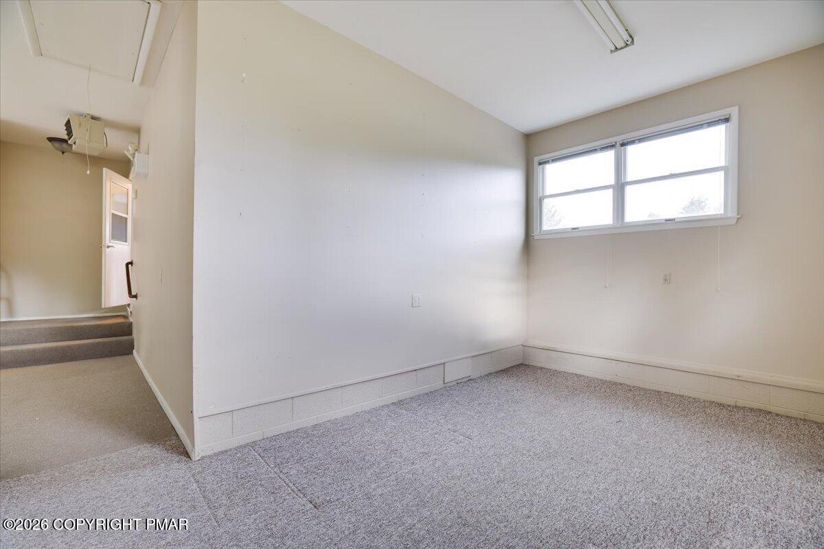 863 Interchange Road Kunkletown, PA 18058 - Photo 10 of 31 Room