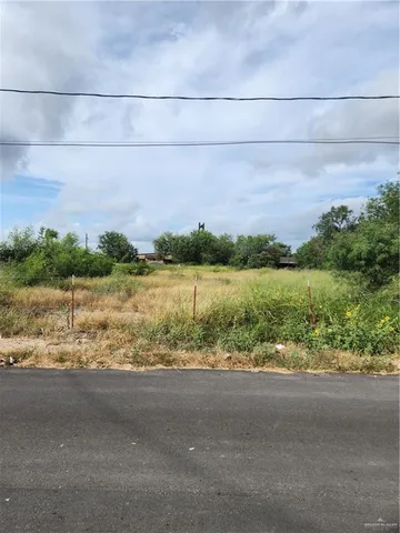 $65,000 | 706 1st Street, Sullivan City, TX 78595