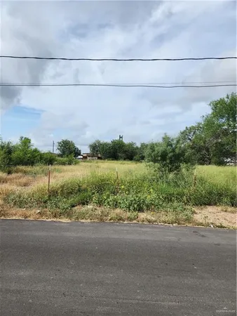 $65,000 | 706 1st Street, Sullivan City, TX 78595