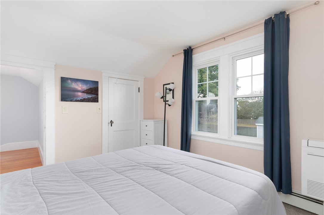 114 Ridgewood Road Middletown, RI 02842 - Photo 19 of 38