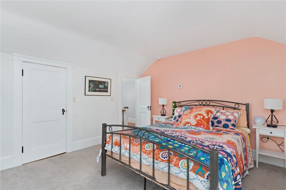 114 Ridgewood Road Middletown, RI 02842 - Photo 22 of 38