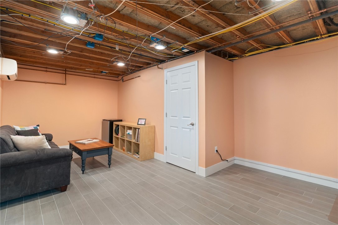 114 Ridgewood Road Middletown, RI 02842 - Photo 26 of 38