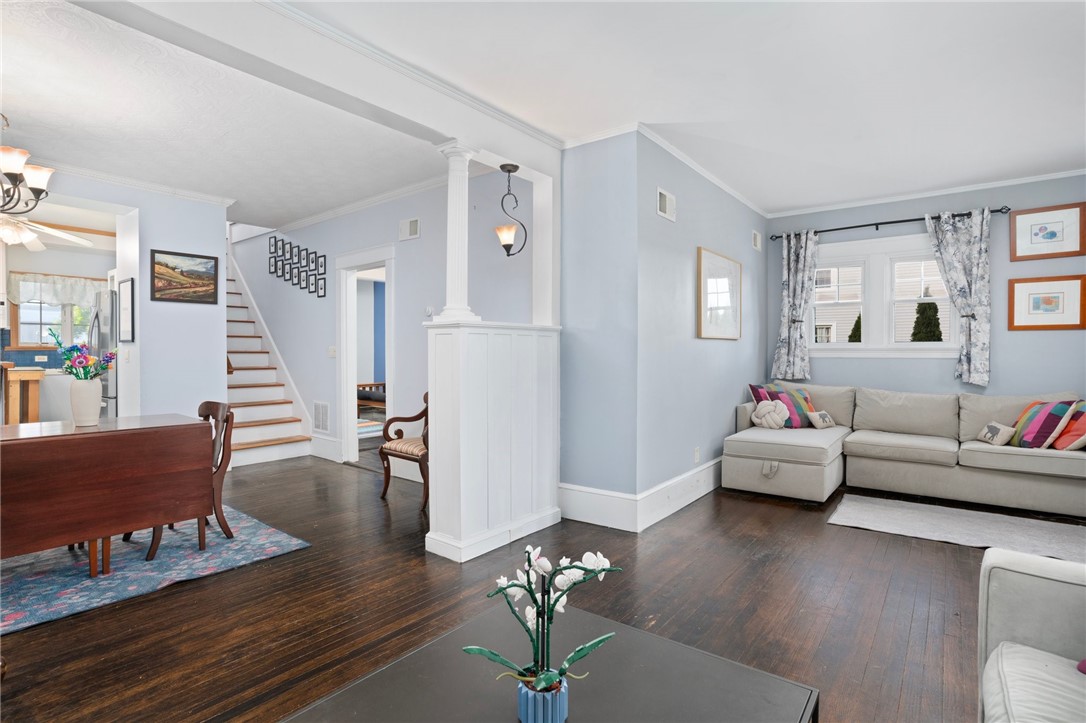 114 Ridgewood Road Middletown, RI 02842 - Photo 7 of 38